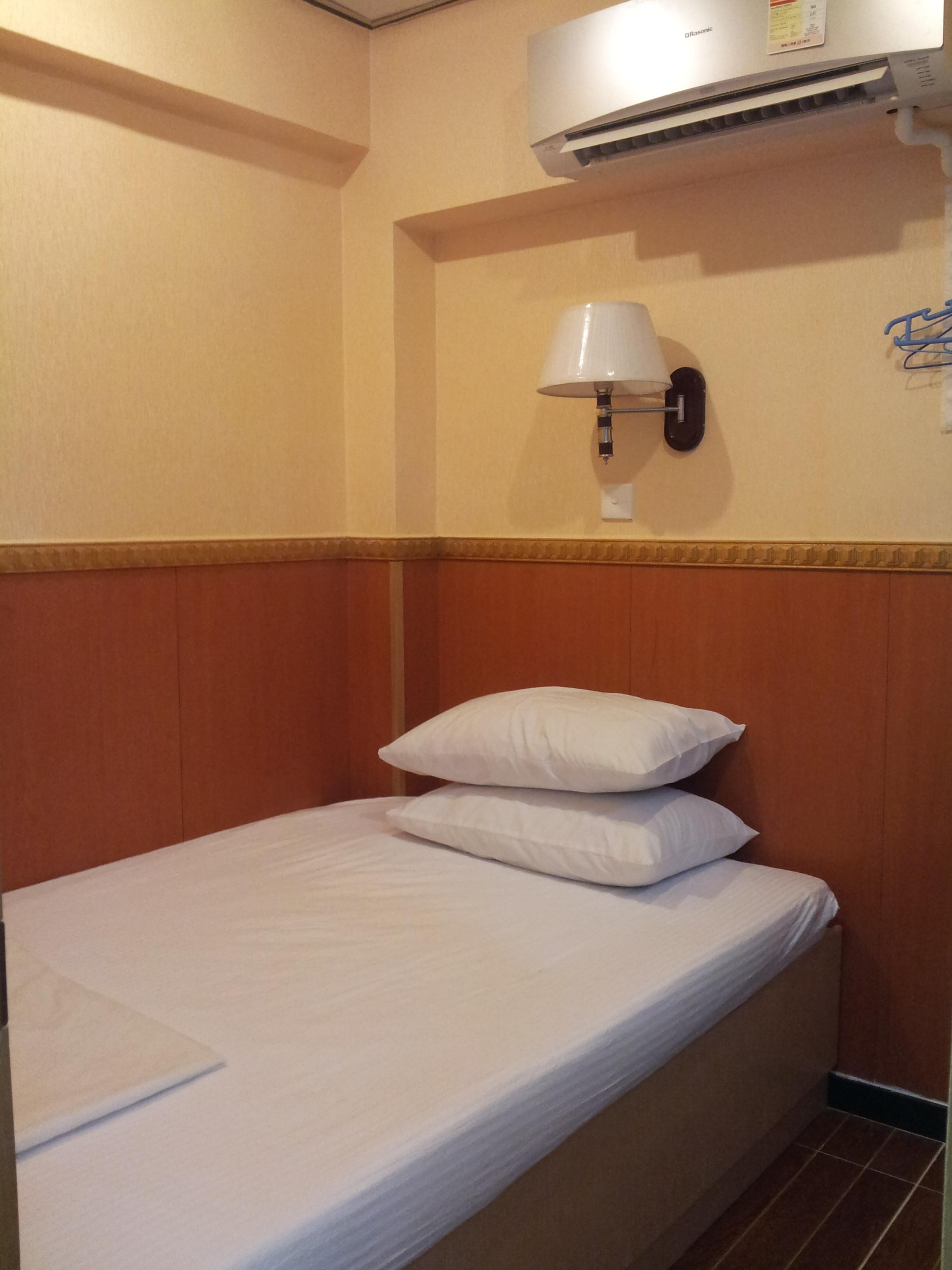 New Garden Hostel Hong Kong Exterior photo