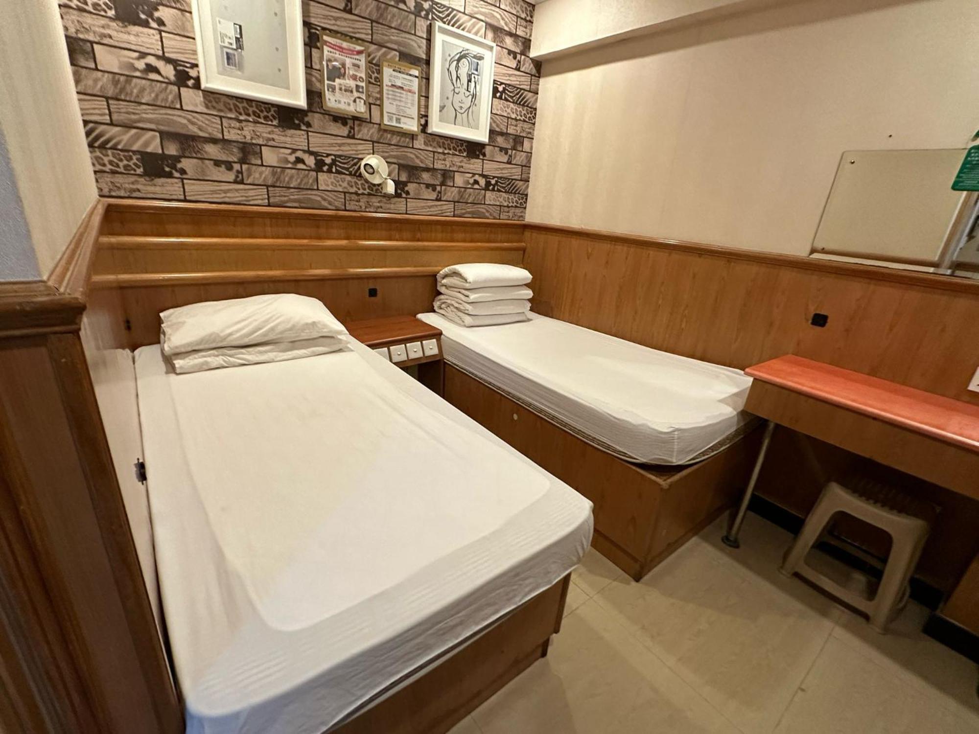 New Garden Hostel Hong Kong Exterior photo